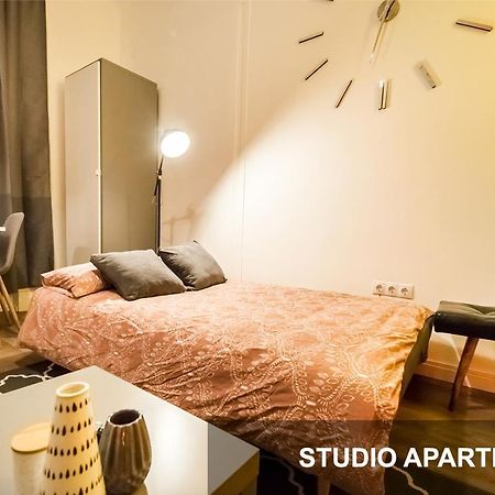 Bpr Whistle Arts Industrial Apartment Budapest Luaran gambar